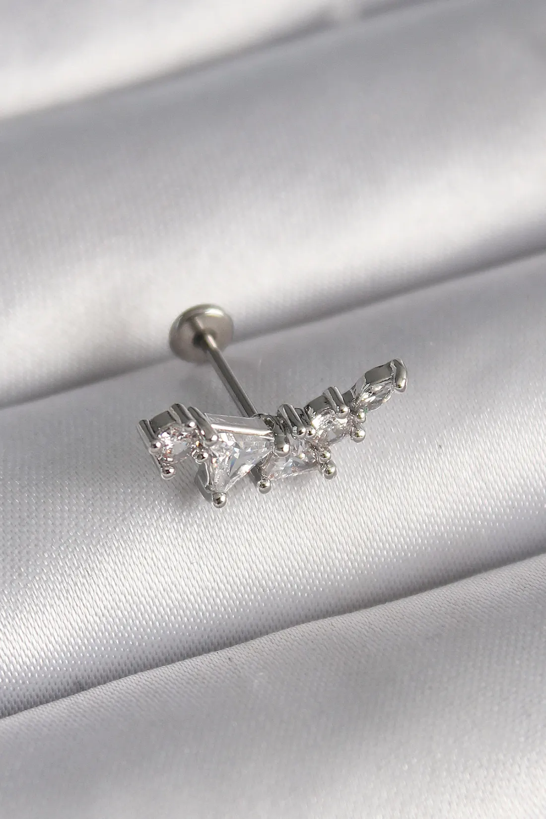 316L Çelik Gümüş Renk Zirkon Taşlı Tragus Piercing
