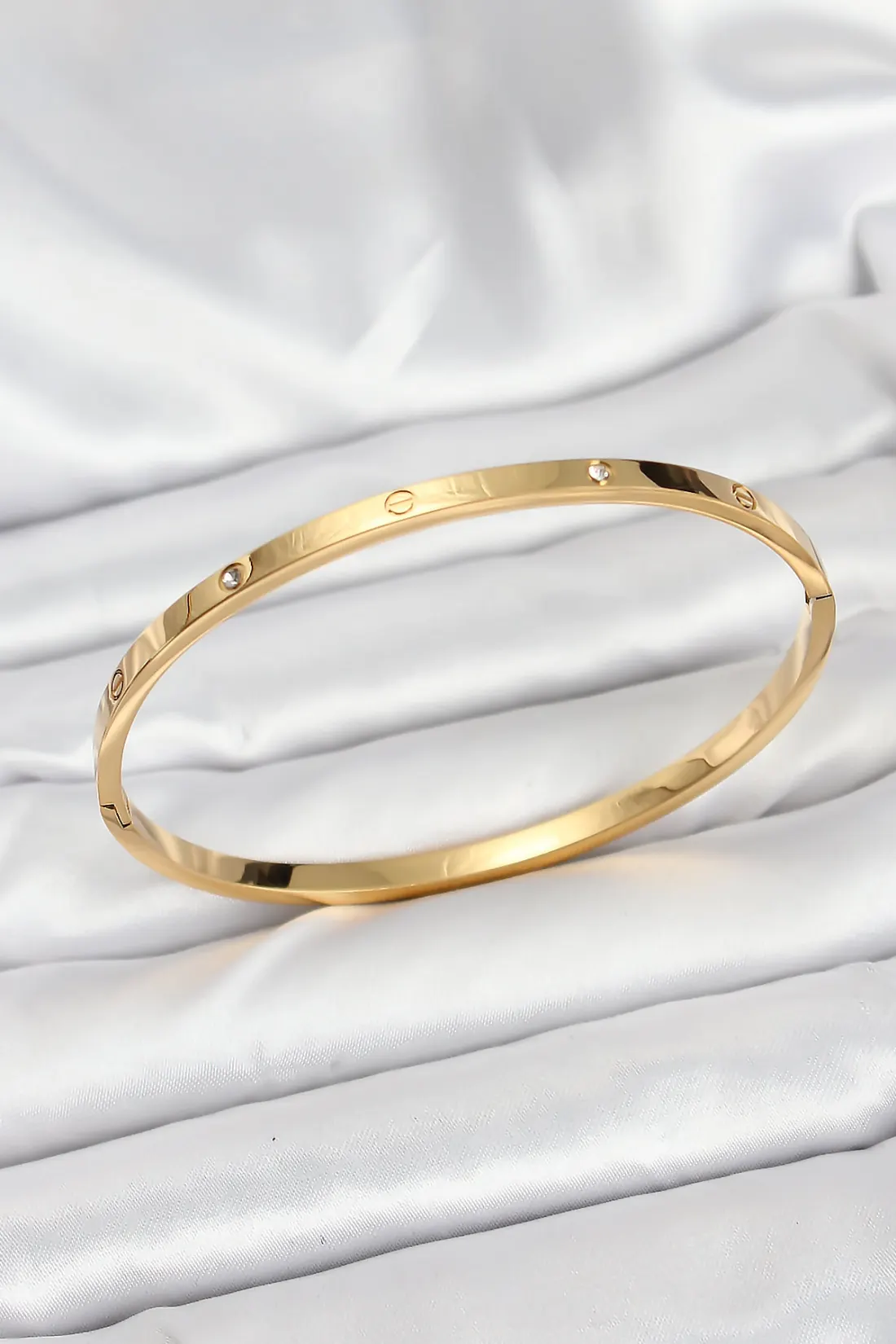 316L Çelik Gold Renk Zirkon Taşlı 65 mm İnce Kadın Kelepçe Bileklik