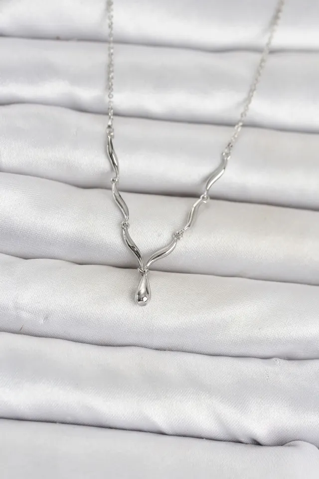 Pirinç Gümüş Renk Damla Model Kadın Kolye