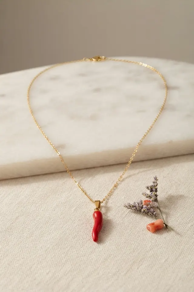 316L Çelik Gold Renk Zincir Kırmızı Kapya Biber Model Kadın Kolye